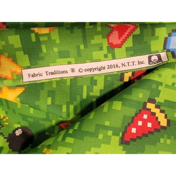 Pixled Digital Video Game Emoji Cotton Fabric 2.5 Yards - Picture 4 of 4